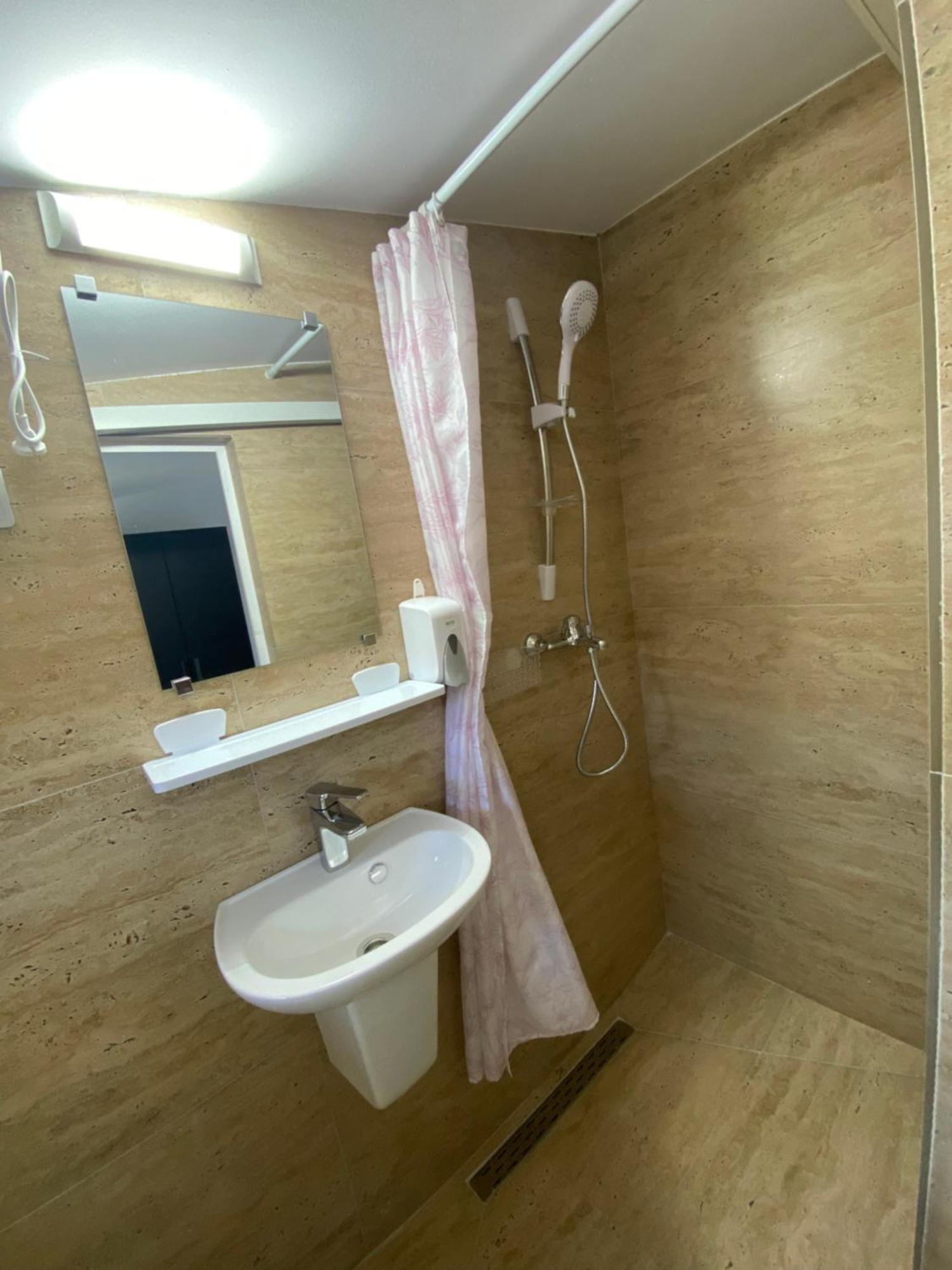 Hotel Casa Ciobi Două Mai Exteriér fotografie
