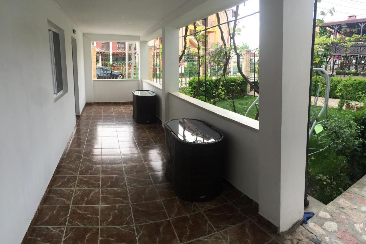 Hotel Casa Ciobi Două Mai Exteriér fotografie