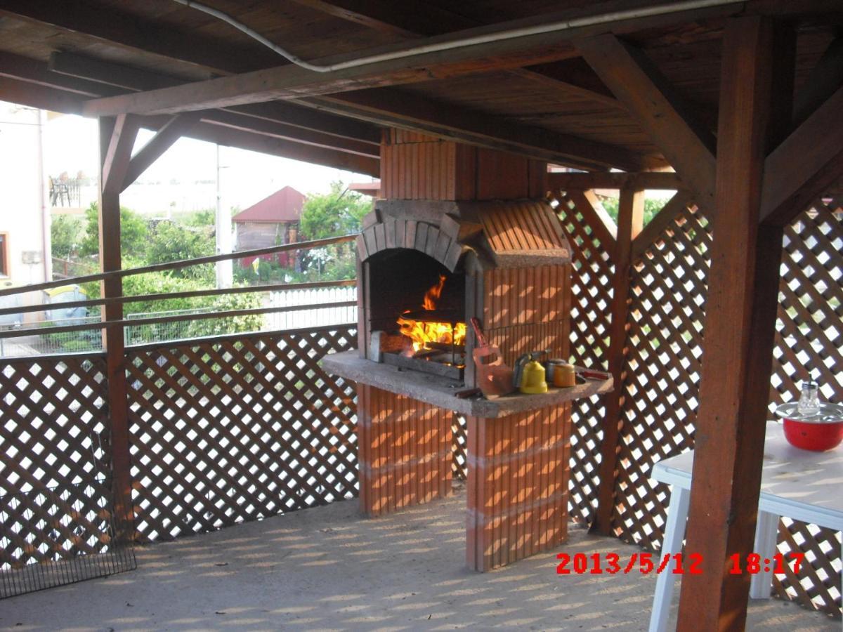 Hotel Casa Ciobi Două Mai Exteriér fotografie